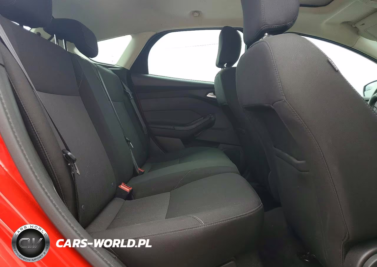 2017 Ford Focus Sel VIN:1FADP3M20HL320476 - 10