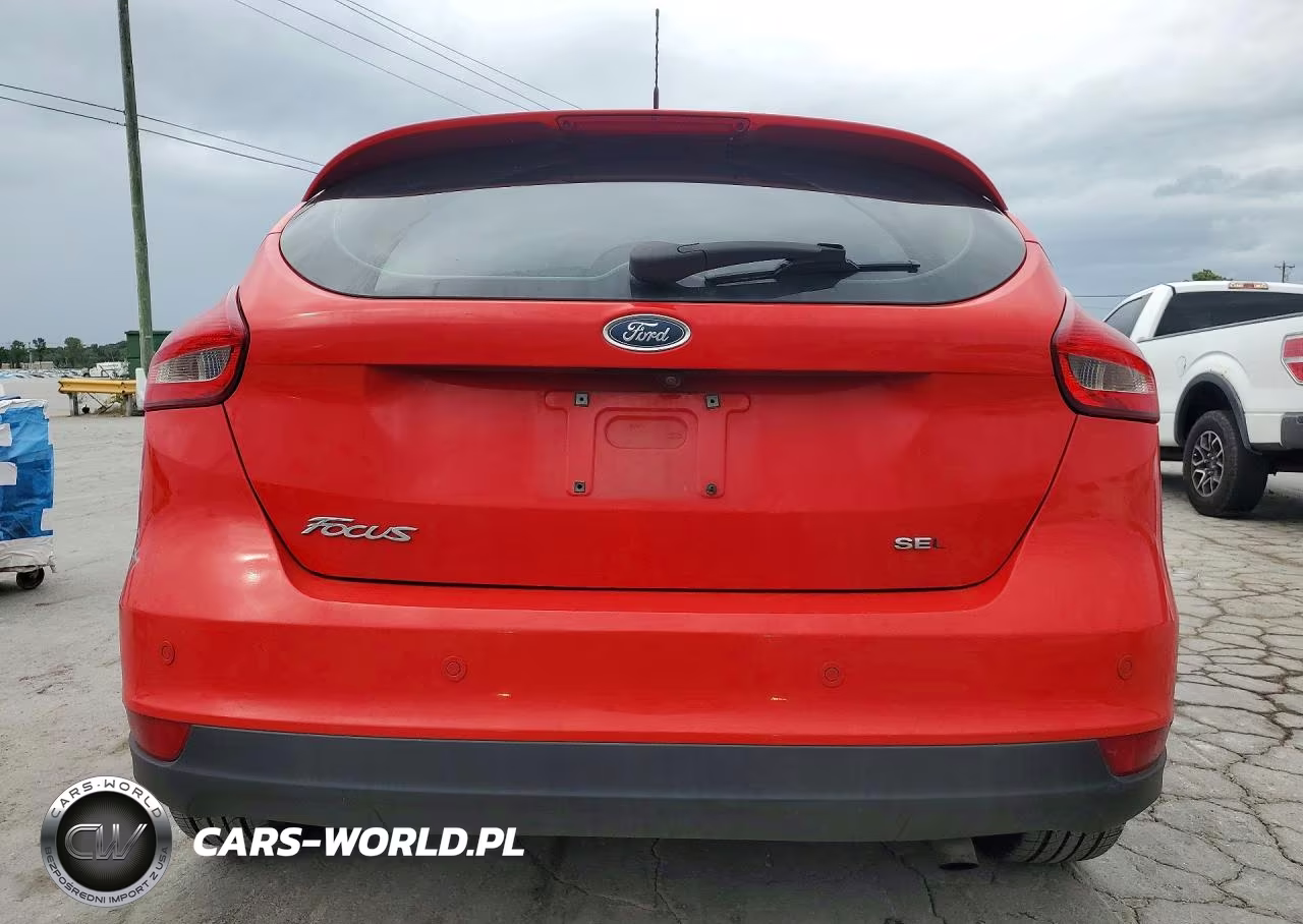 2017 Ford Focus Sel VIN:1FADP3M20HL320476 - 6