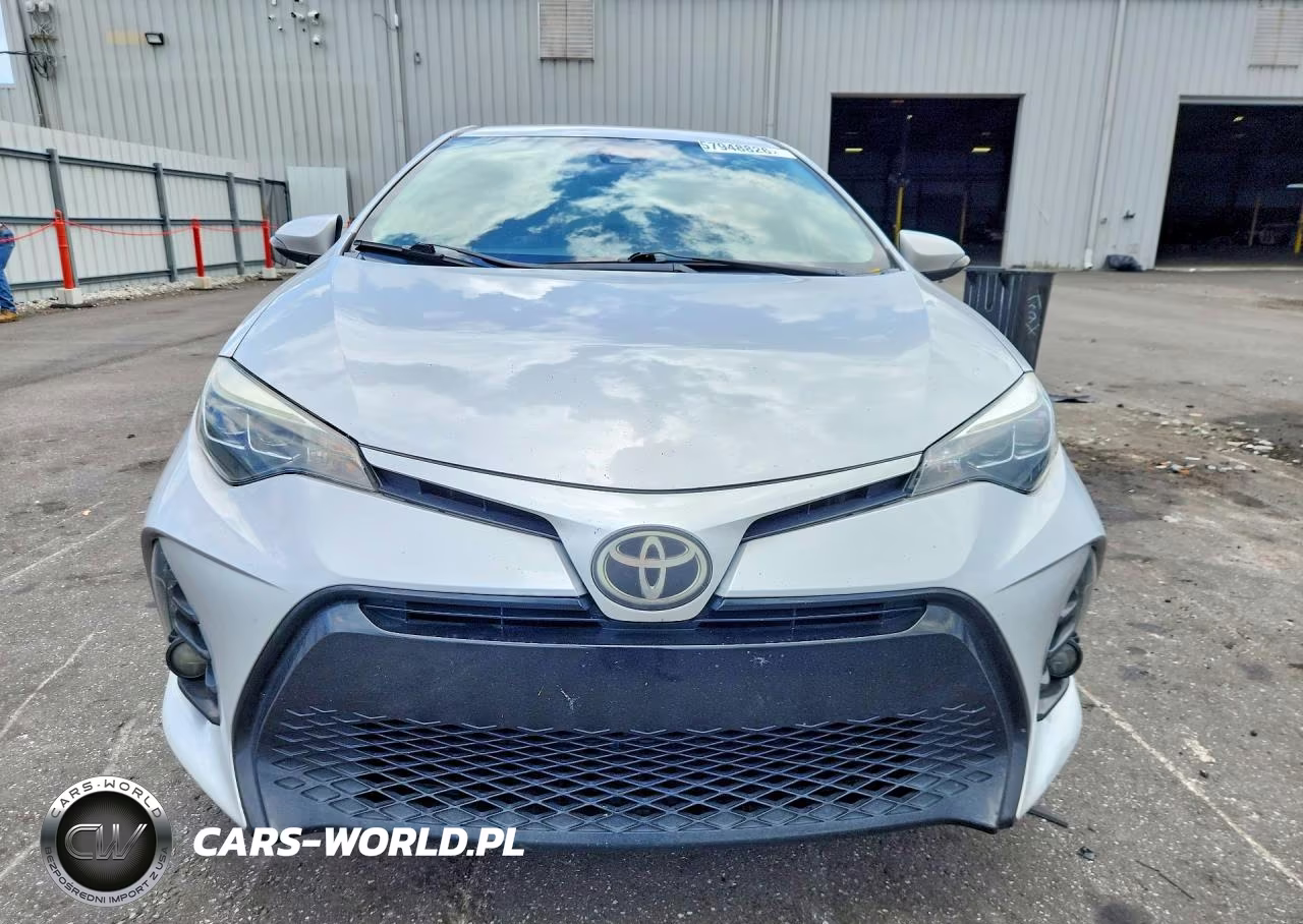 2018 Toyota Corolla Se VIN:5YFBURHE6JP806997 - 5