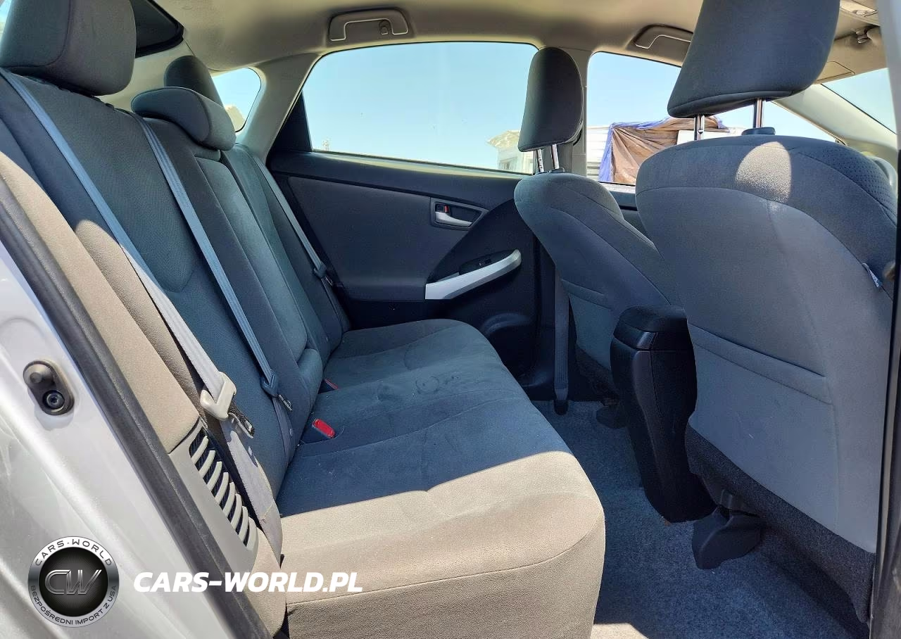 2015 Toyota Prius Three VIN:JTDKN3DU1F0399678 - 10