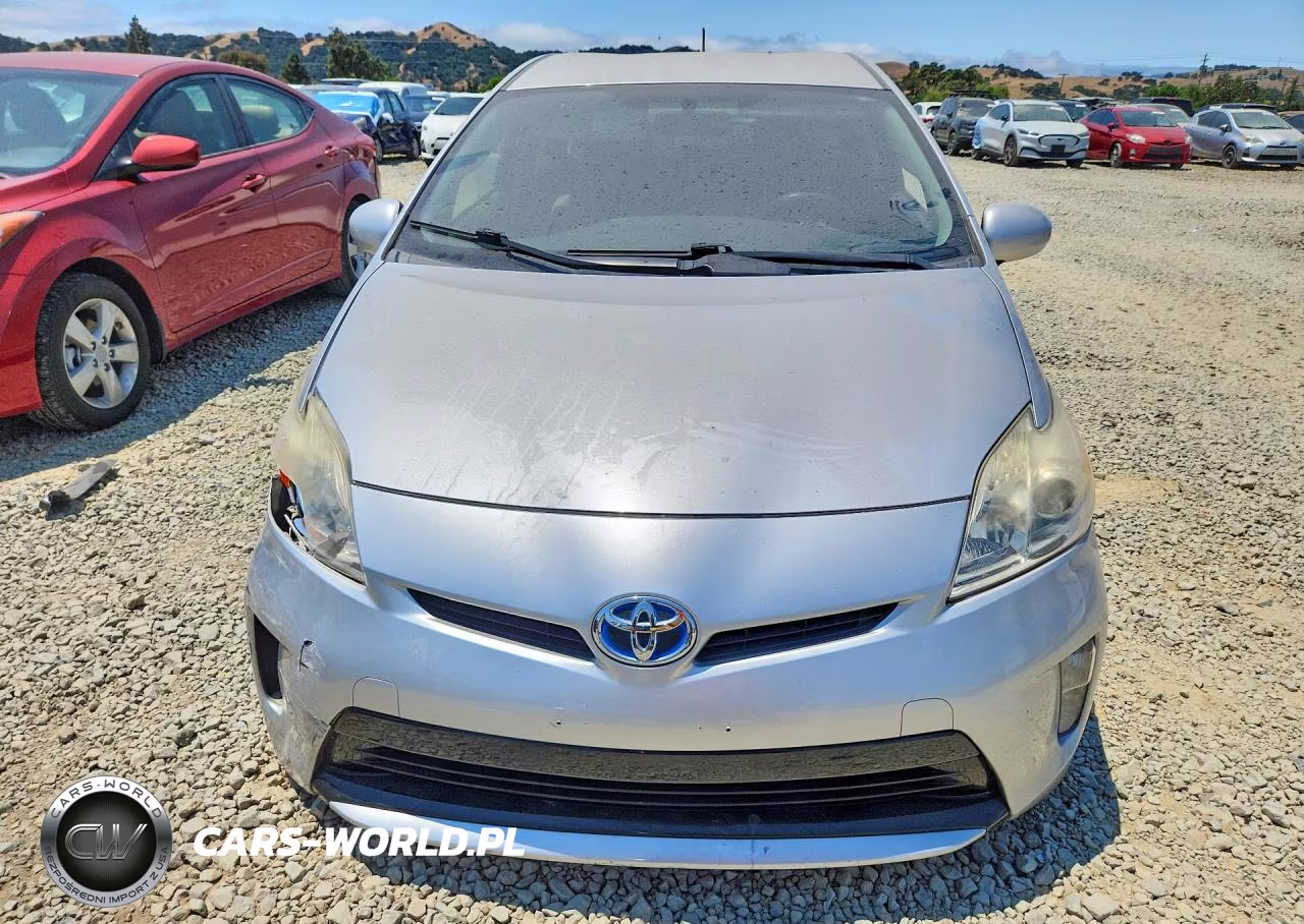 2015 Toyota Prius Three VIN:JTDKN3DU1F0399678 - 5