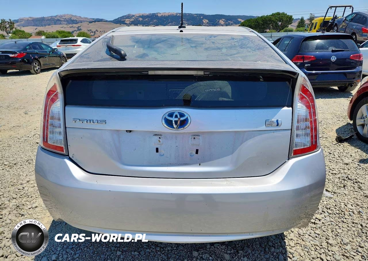 2015 Toyota Prius Three VIN:JTDKN3DU1F0399678 - 6