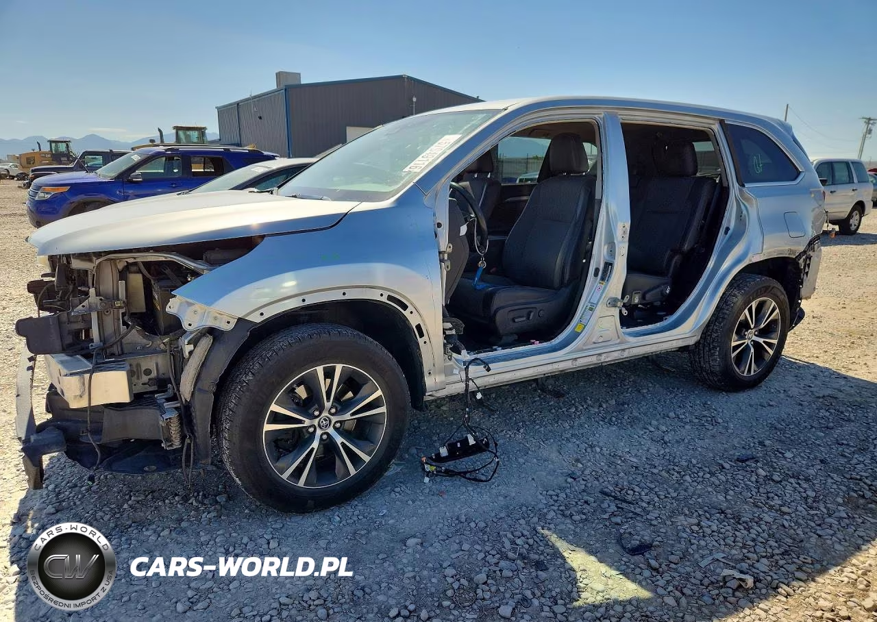 2018 Toyota Highlander Le Plus – zdjęcie 1 z 12