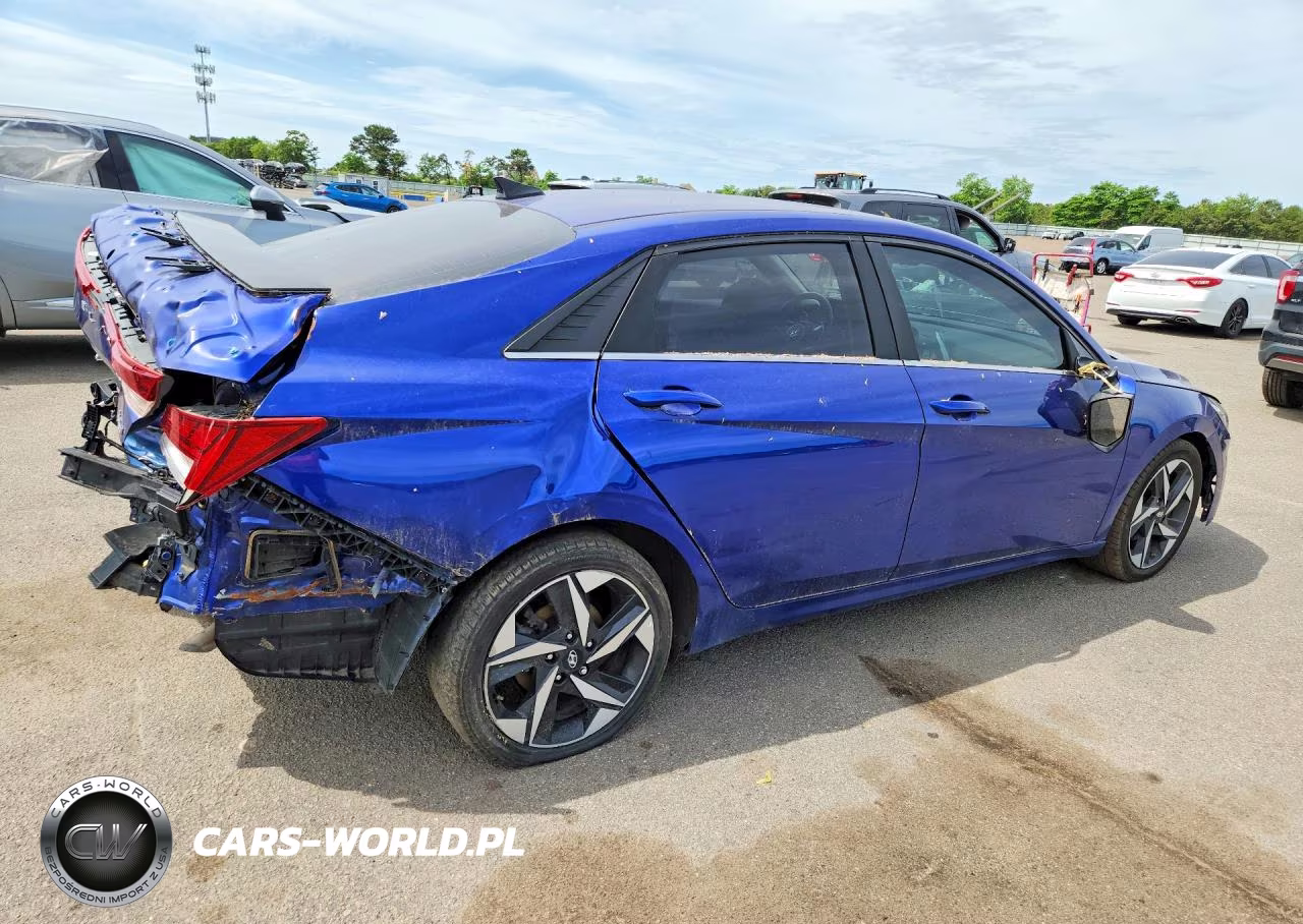2023 Hyundai Elantra Limited VIN:KMHLP4AG1PU405875 - 3