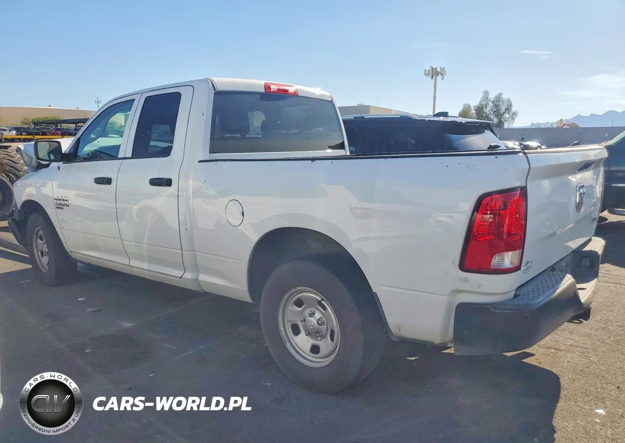2019 Ram 1500 Classic Tradesman VIN:1C6RR6FG2KS678686 - 2