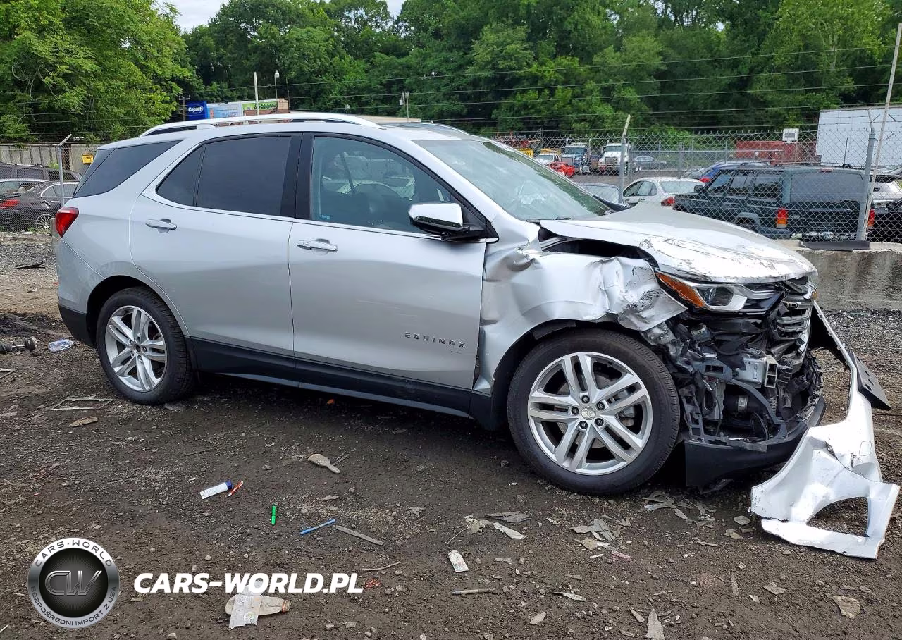 2020 Chevrolet Equinox Premier VIN:3GNAXYEX2LS552446 - 4