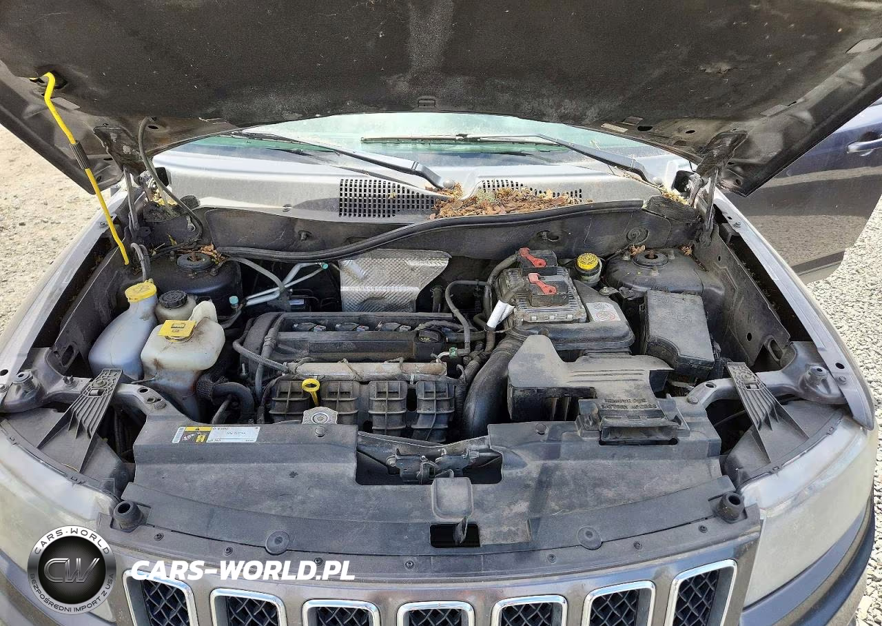 2016 Jeep Compass Sport VIN:1C4NJCBA8GD547627 - 12
