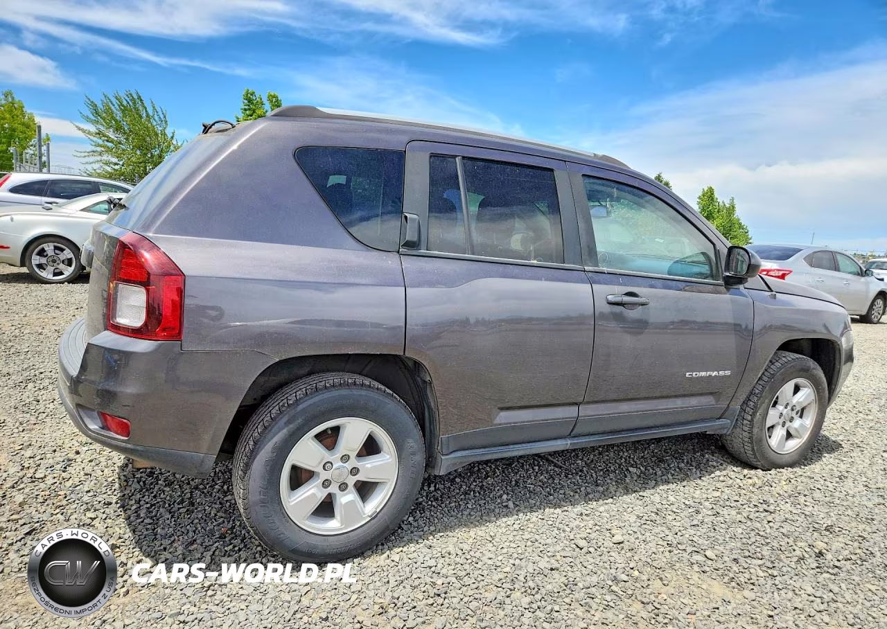 2016 Jeep Compass Sport VIN:1C4NJCBA8GD547627 - 3