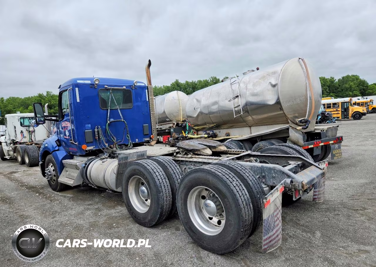 2021 Kenworth T680 Semi Truck VIN:1XKYDP9X2MJ428043 - 3