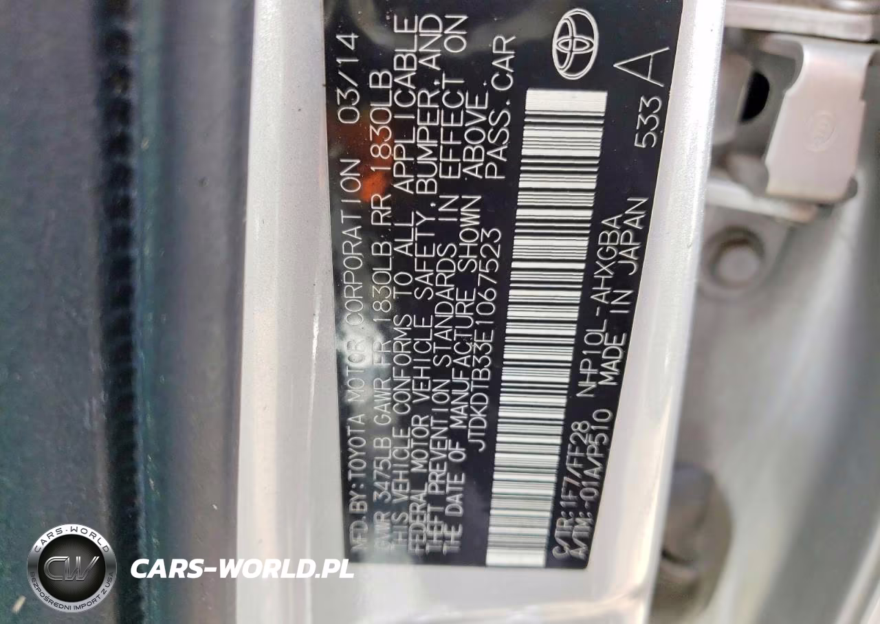 2014 Toyota Prius C Three VIN:JTDKDTB33E1067523 - 12