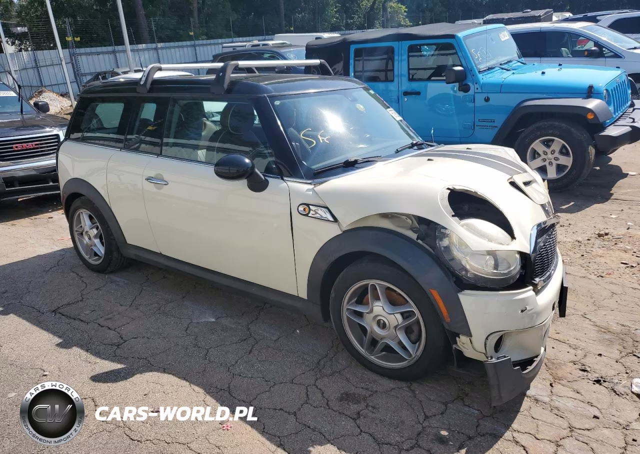 2010 Mini Cooper S Clubman VIN:WMWMM3C56ATZ33378 - 4