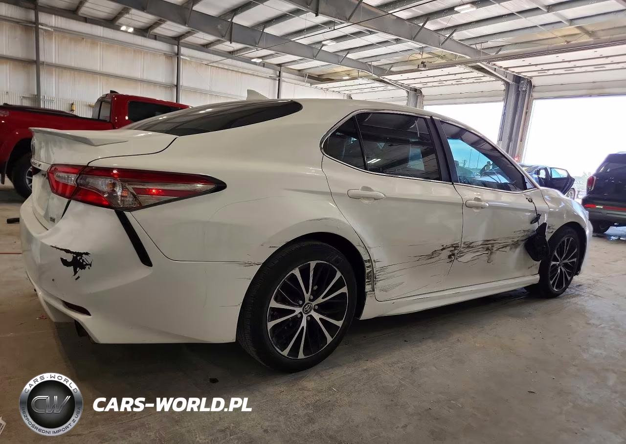 2019 Toyota Camry VIN:4T1B11HK7KU180201 - 3