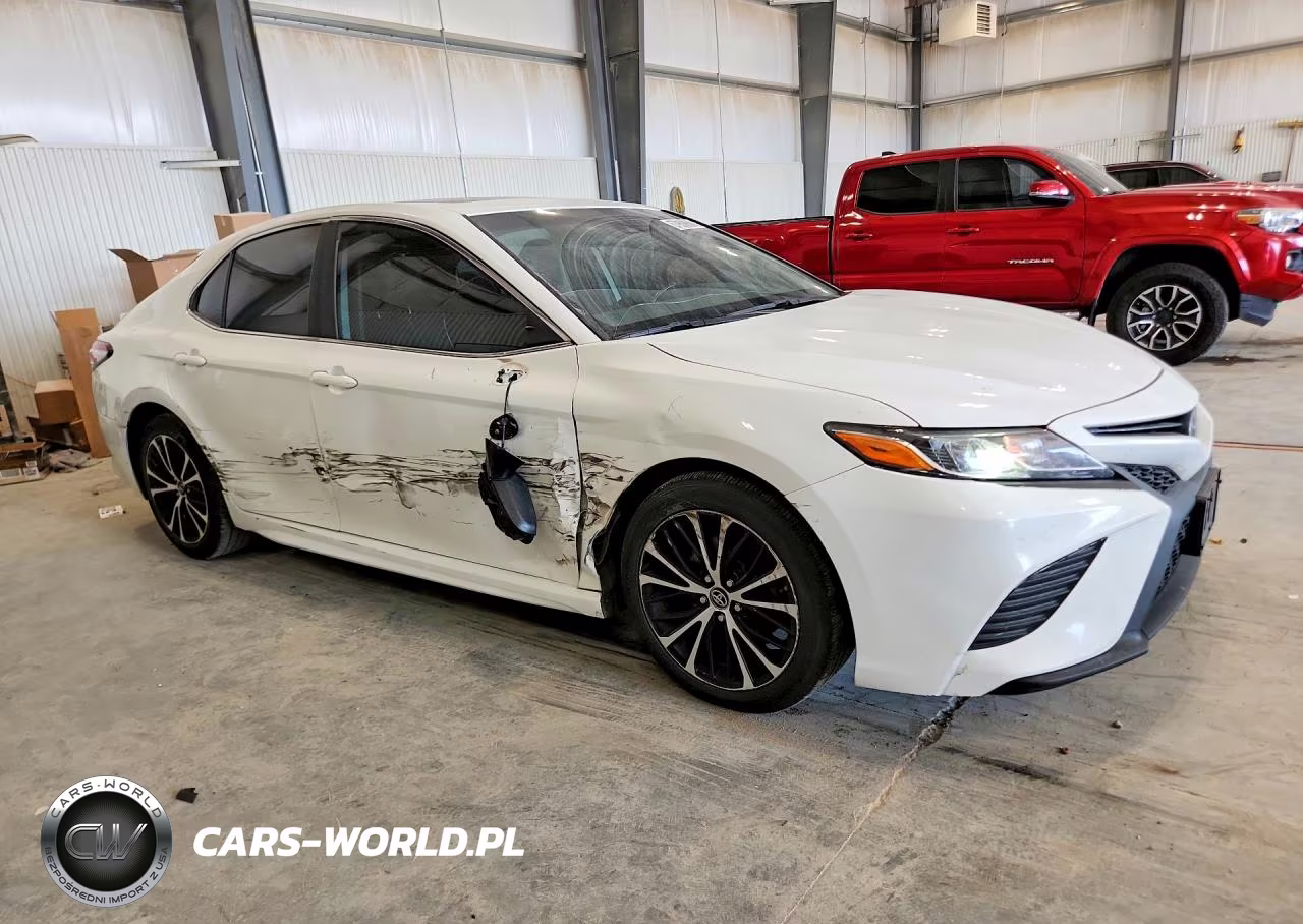 2019 Toyota Camry VIN:4T1B11HK7KU180201 - 4