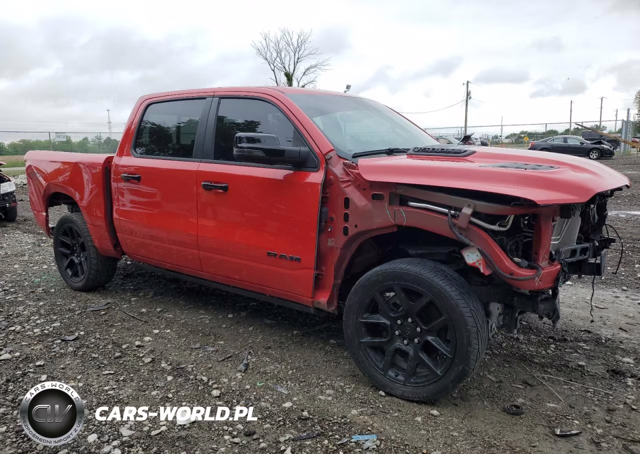 2024 Ram 1500 Laramie VIN:1C6SRFJT3RN109120 - 4