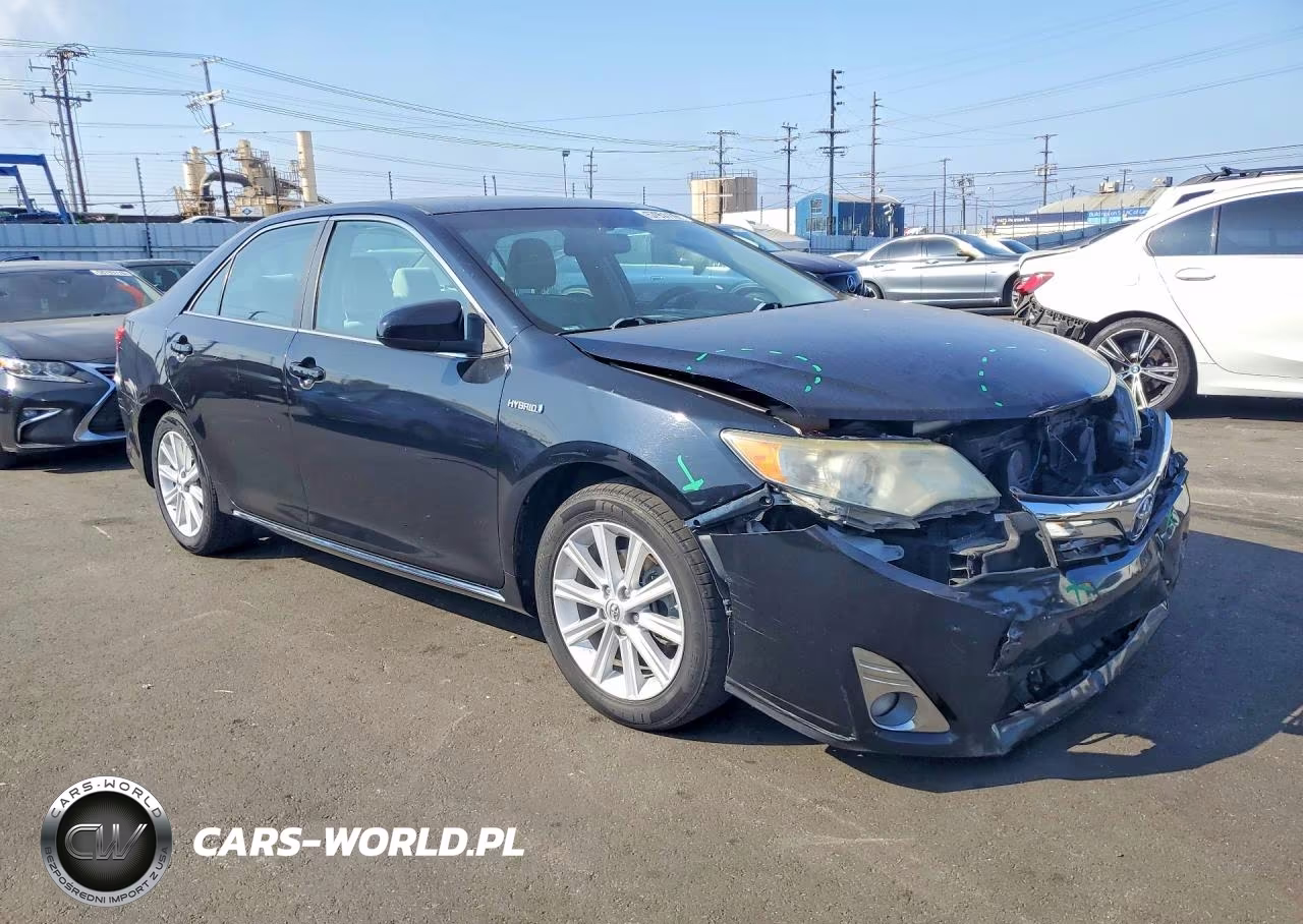 2014 Toyota Camry Hybrid Xle VIN:4T1BD1FK6EU138441 - 4