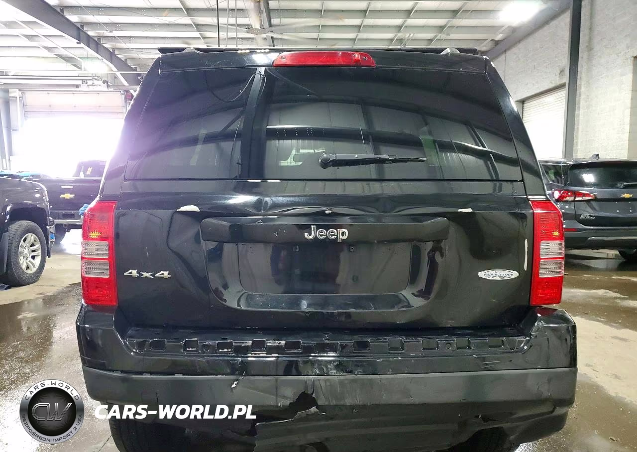 2016 Jeep Patriot Latitude VIN:1C4NJRFB0GD535283 - 6