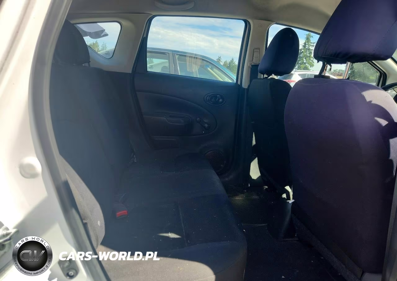 2016 Nissan Versa Note S Plus VIN:3N1CE2CPXGL368995 - 10