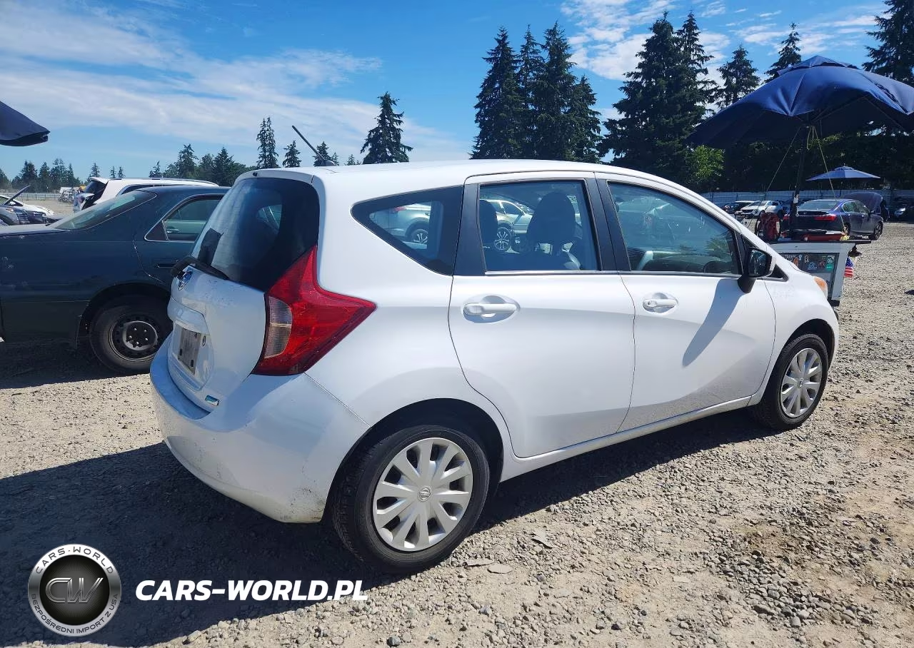 2016 Nissan Versa Note S Plus VIN:3N1CE2CPXGL368995 - 3