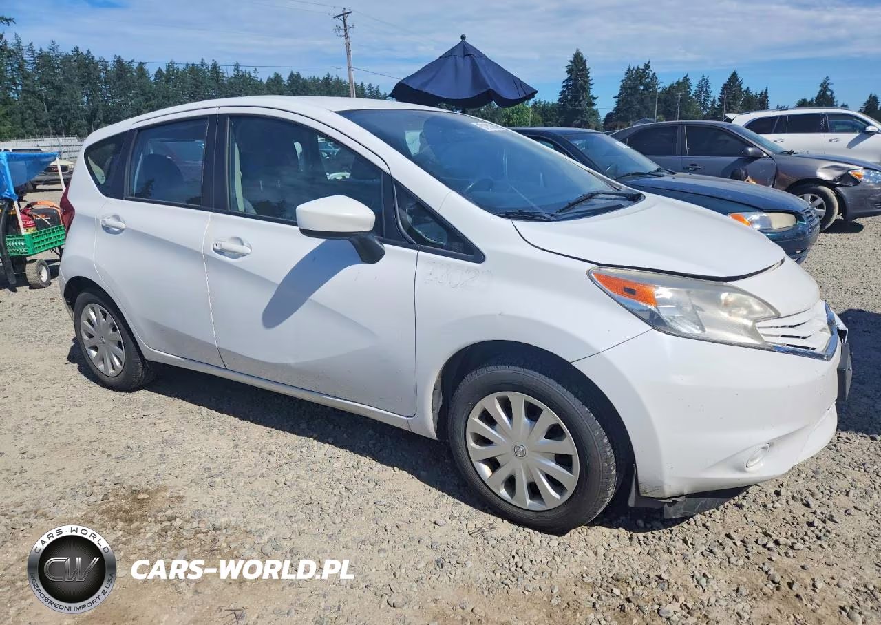 2016 Nissan Versa Note S Plus VIN:3N1CE2CPXGL368995 - 4