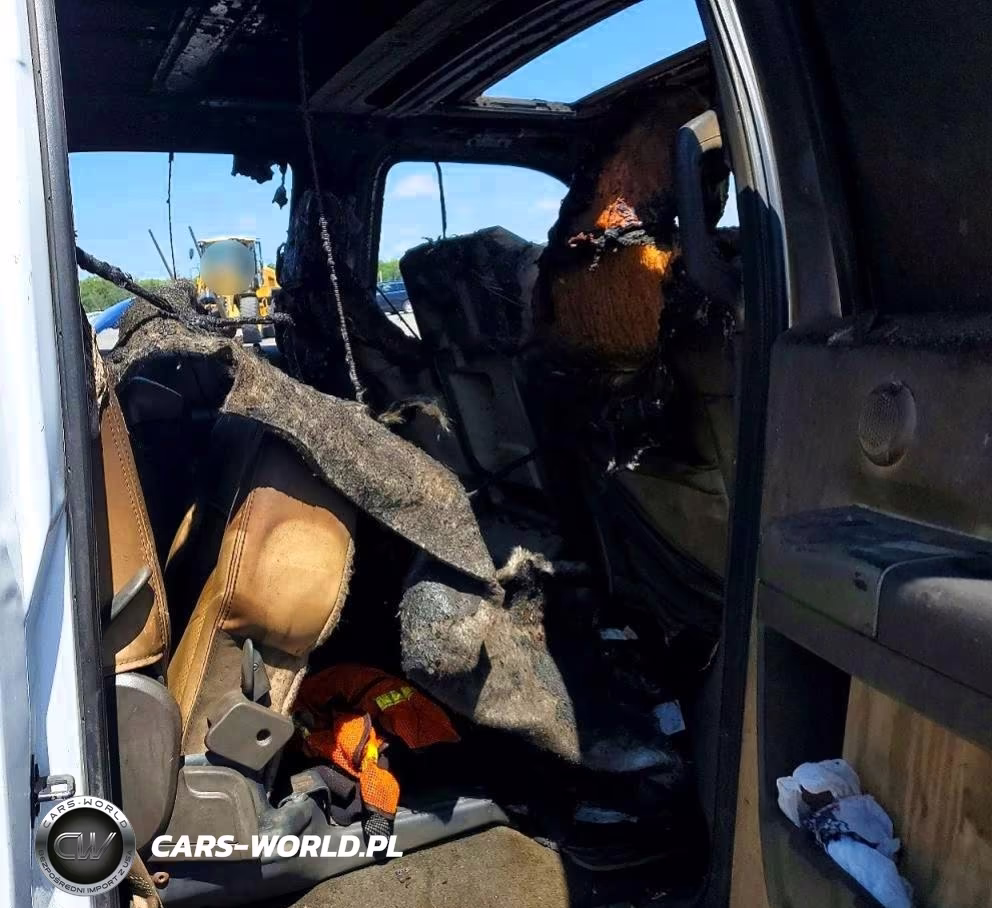 2011 Ford F350 Super Duty VIN:1FT8W3BT3BEB72085 - 10