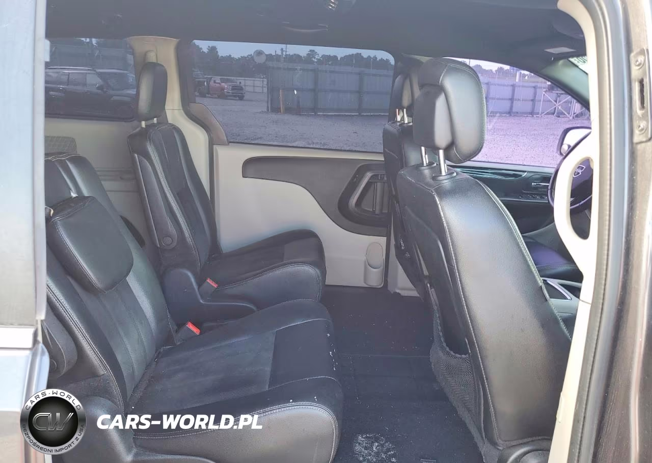 2018 Dodge Grand Caravan Sxt VIN:2C4RDGCG7JR361228 - 11