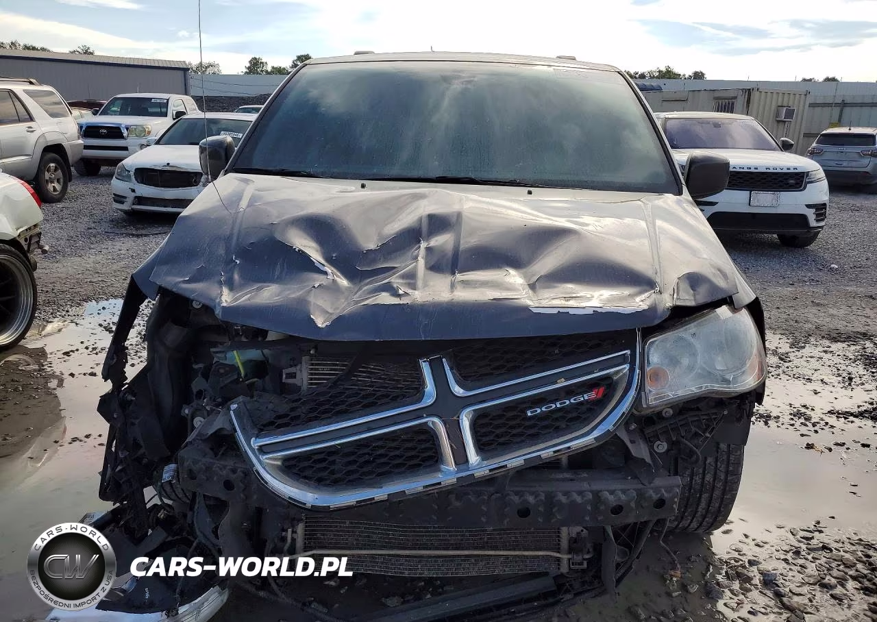 2018 Dodge Grand Caravan Sxt VIN:2C4RDGCG7JR361228 - 5