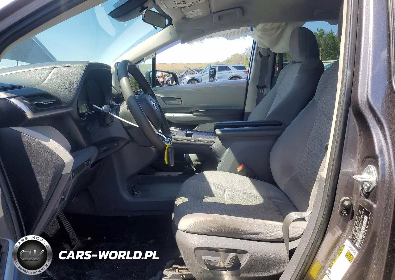 2021 Toyota Sienna Le VIN:5TDKRKEC2MS015129 - 7