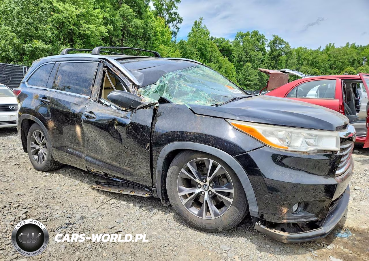 2016 Toyota Highlander Xle VIN:5TDJKRFH2GS500281 - 4
