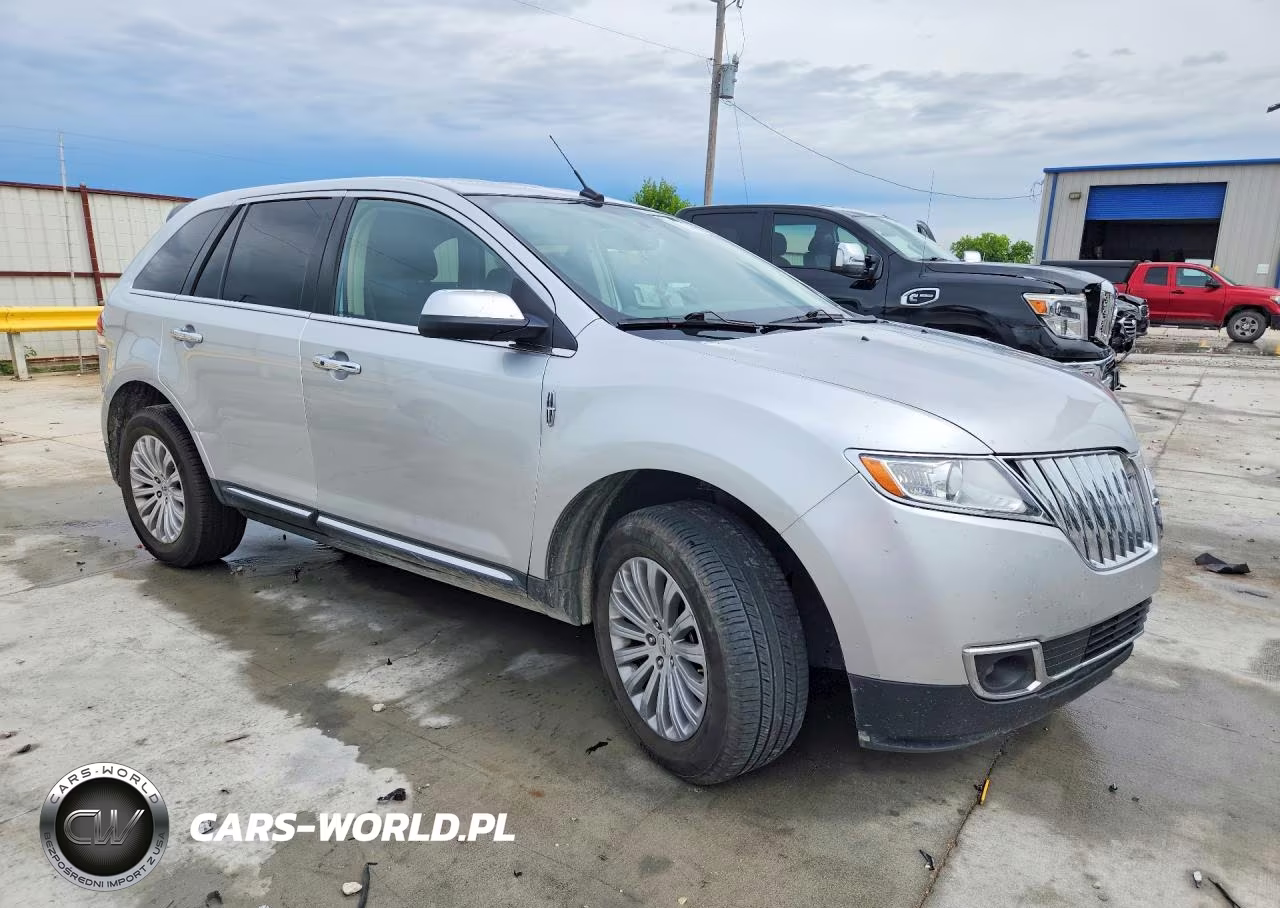 2013 Lincoln Mkx VIN:2LMDJ8JKXDBL28253 - 4