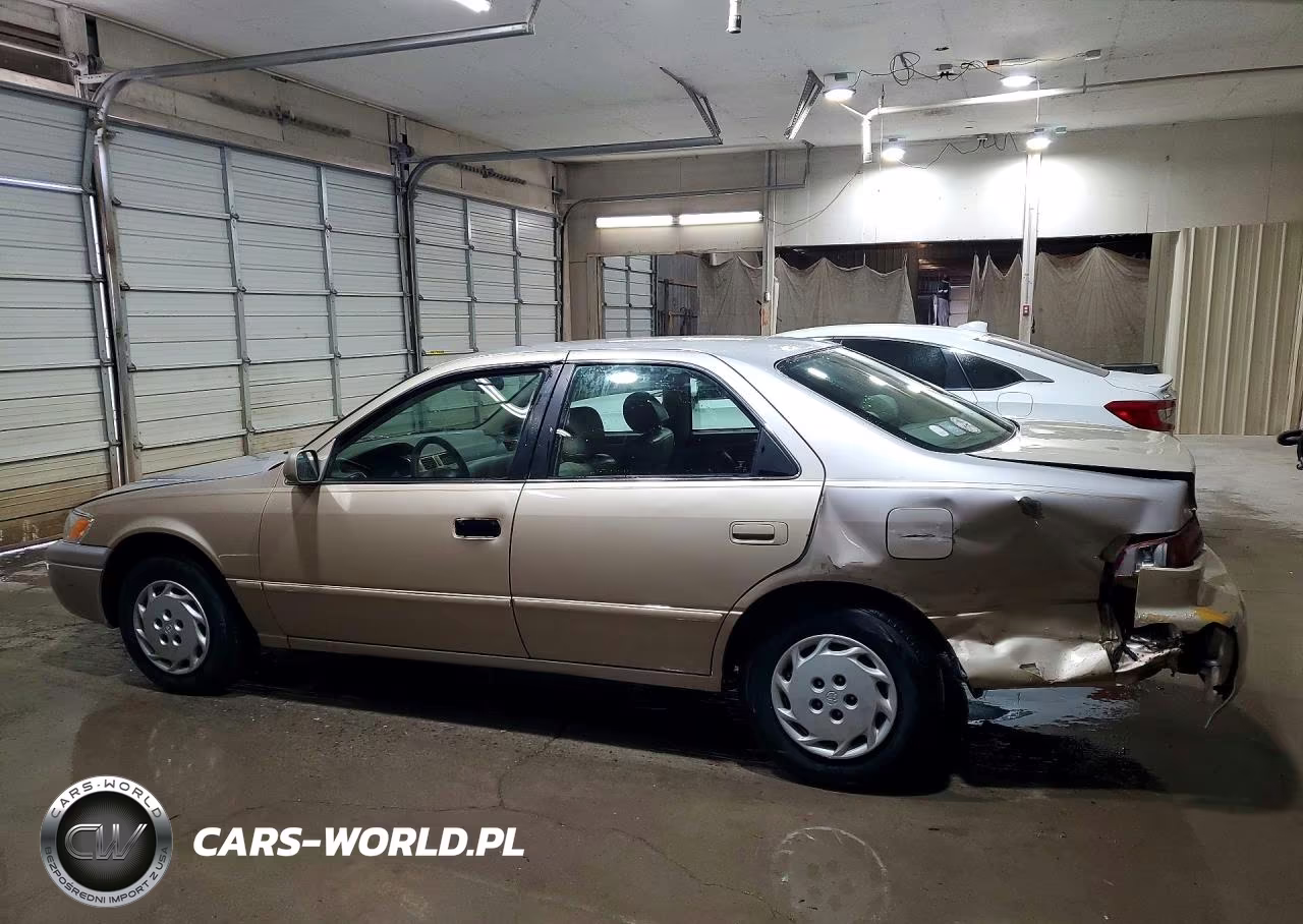 1997 Toyota Camry Le VIN:4T1BG22K7VU053305 - 2