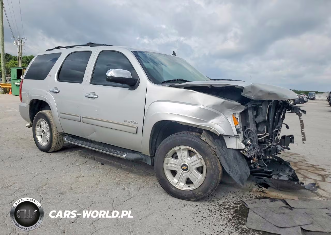 2010 Chevrolet Tahoe VIN:1GNUKBE06AR226502 - 4