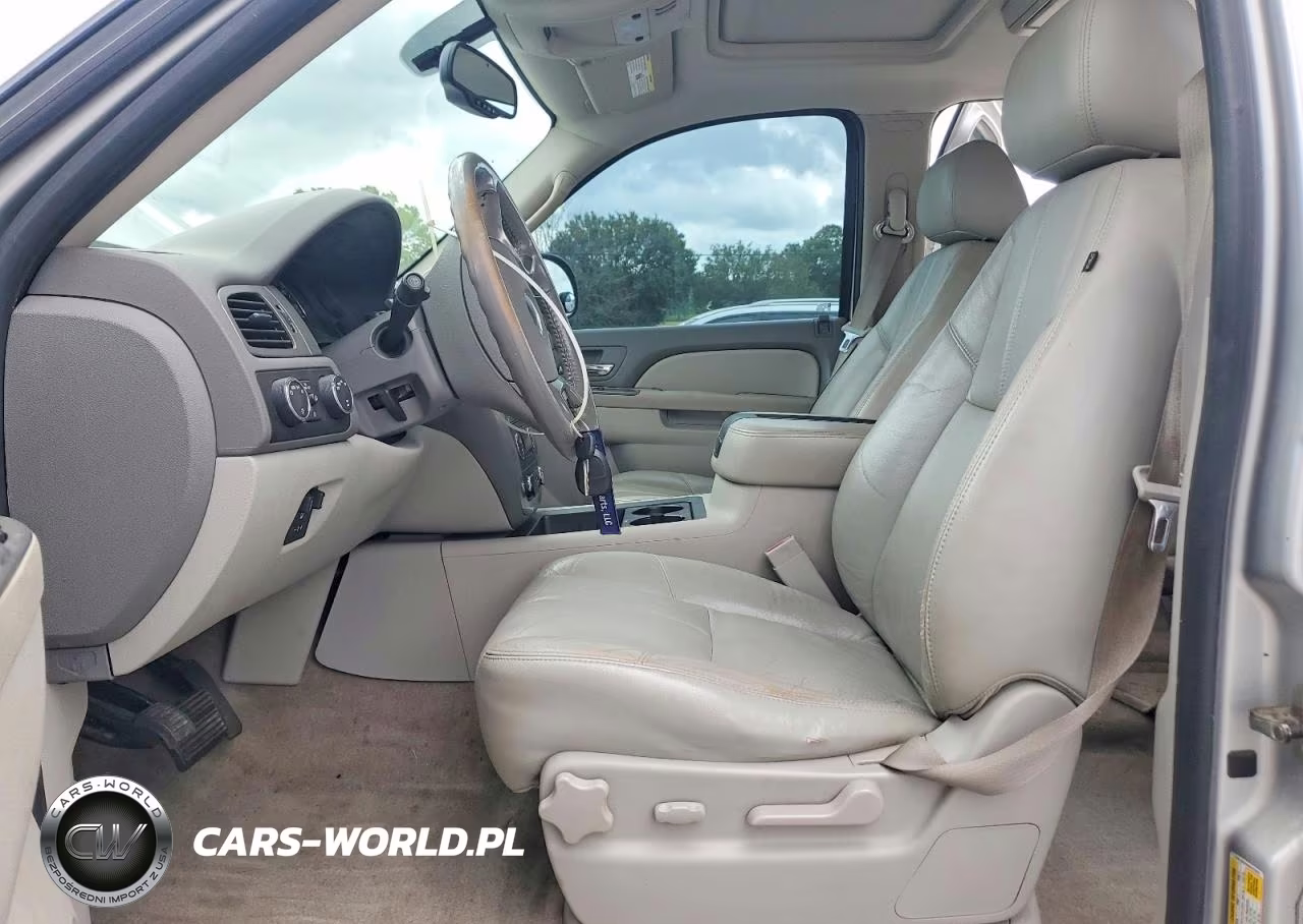 2010 Chevrolet Tahoe VIN:1GNUKBE06AR226502 - 7