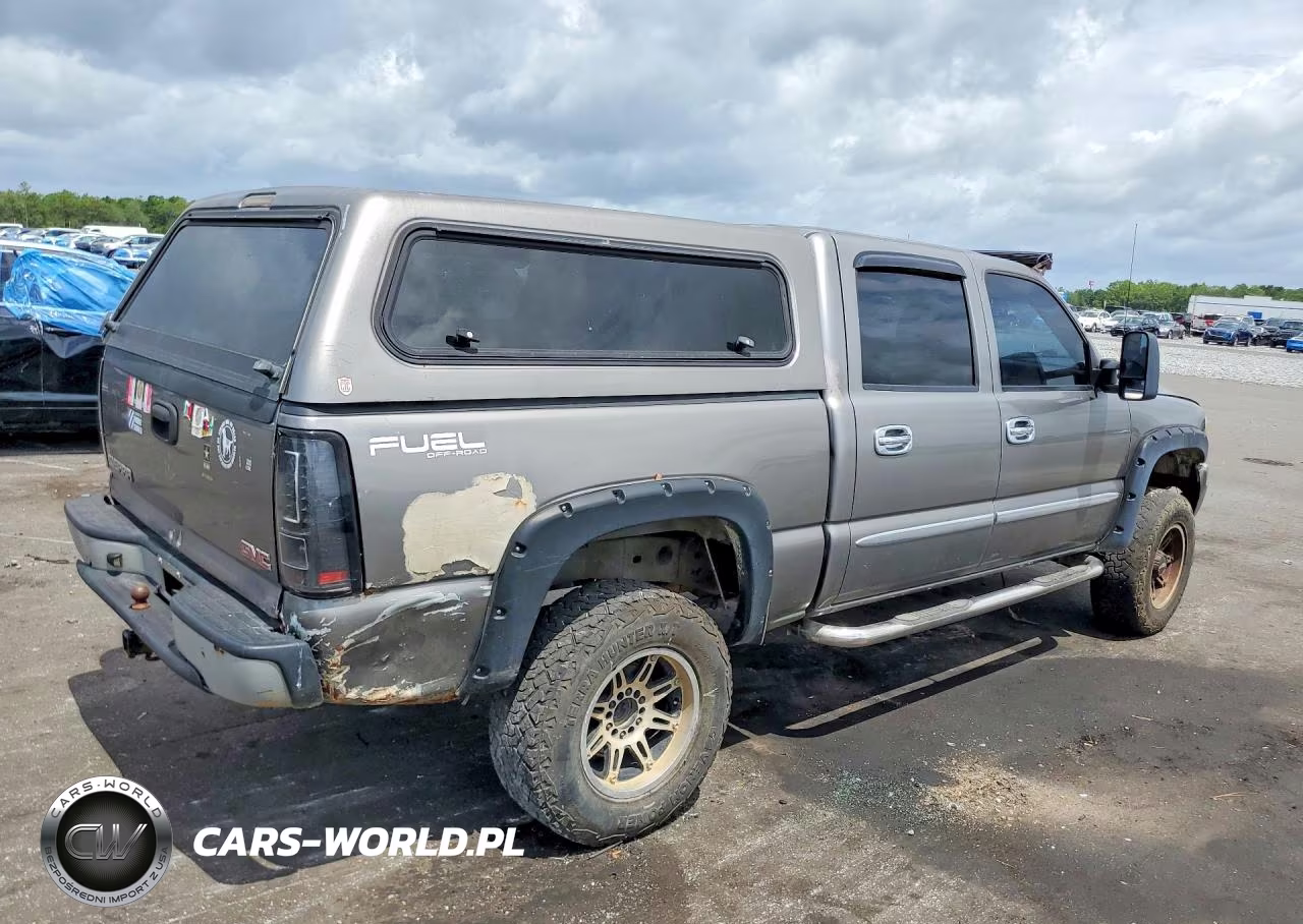 2007 GMC New Sierra C1500 Classic VIN:2GTEC13VX71178538 - 3