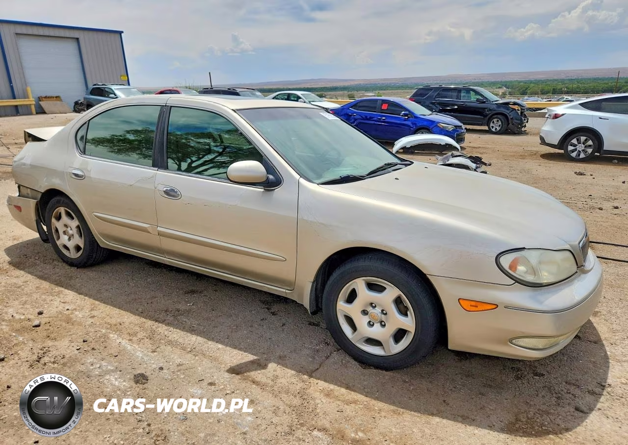 2000 Infiniti I30 VIN:JNKCA31A8YT211958 - 4