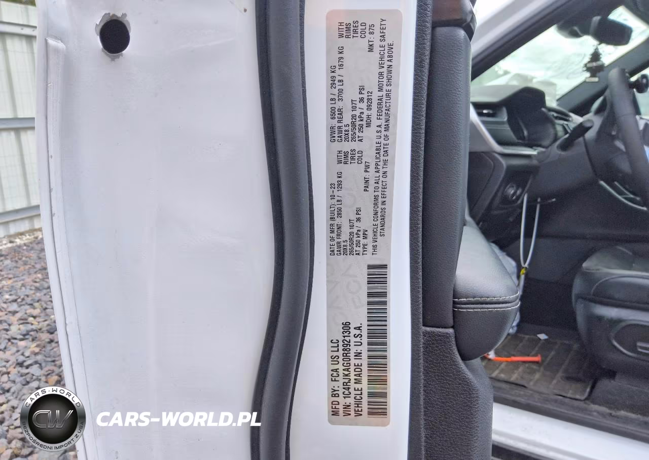2024 Jeep Grand Cherokee L Laredo VIN:1C4RJKAG0R8921306 - 13