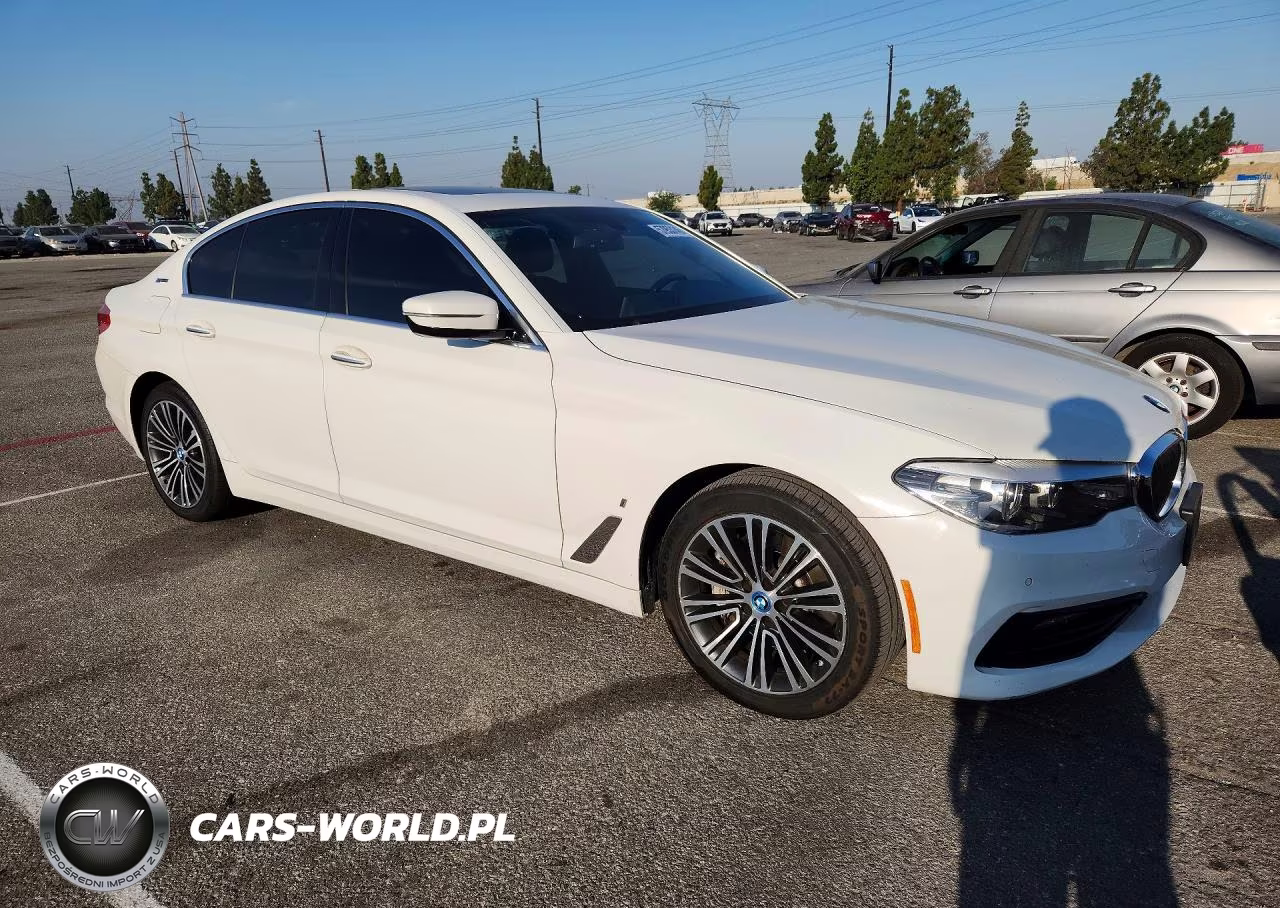 2018 BMW 530E VIN:WBAJA9C57JB034260 - 4