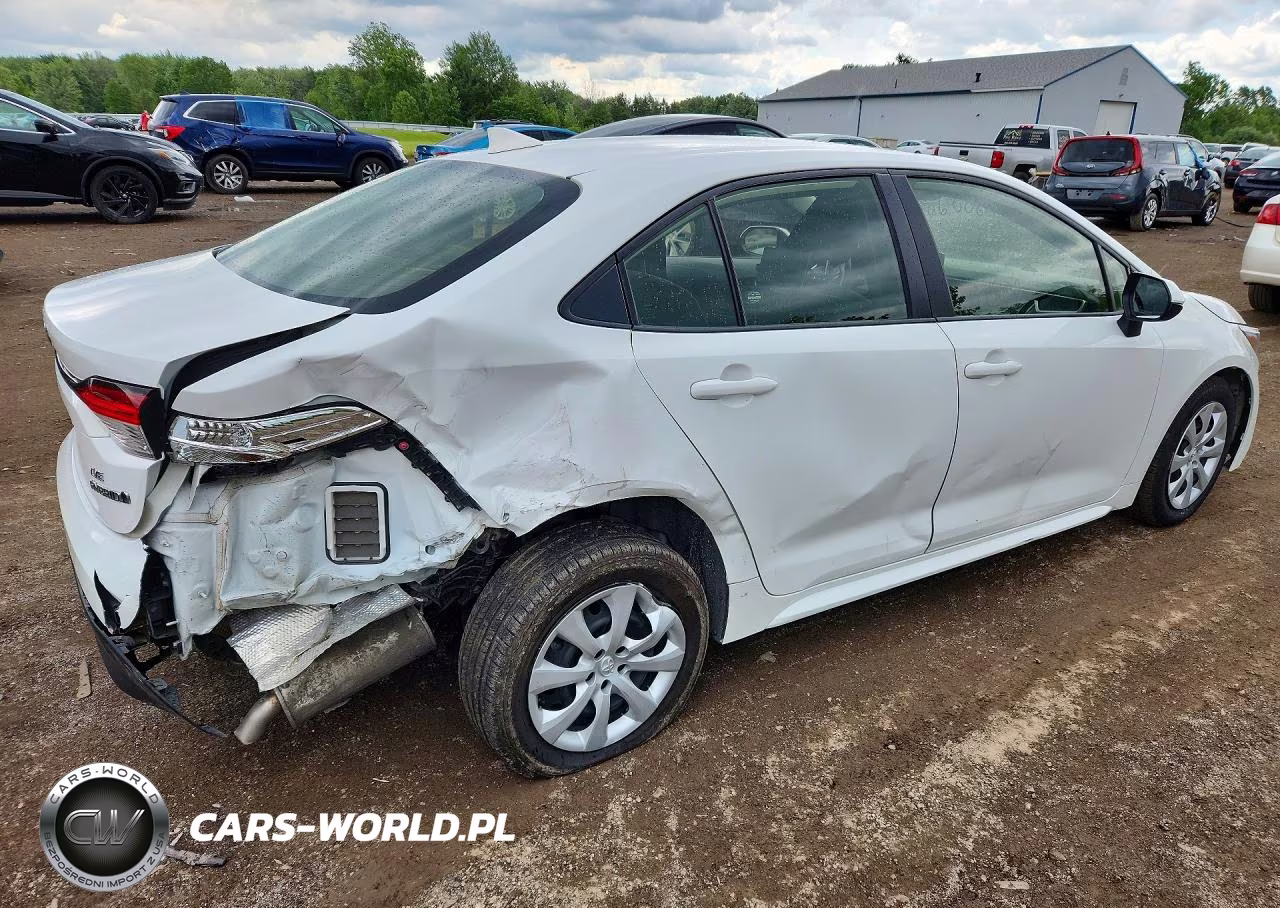 2024 Toyota Corolla Hybrid Le VIN:JTDBCMFE8RJ033782 - 3
