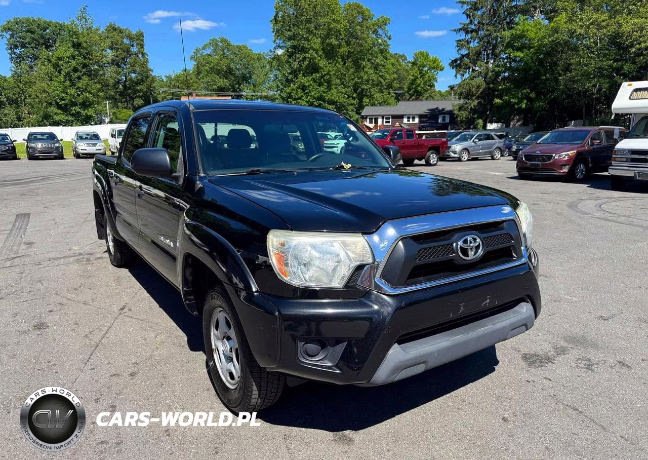2015 Toyota Tacoma Double Cab VIN:5TFJX4CN8FX068271 - 4