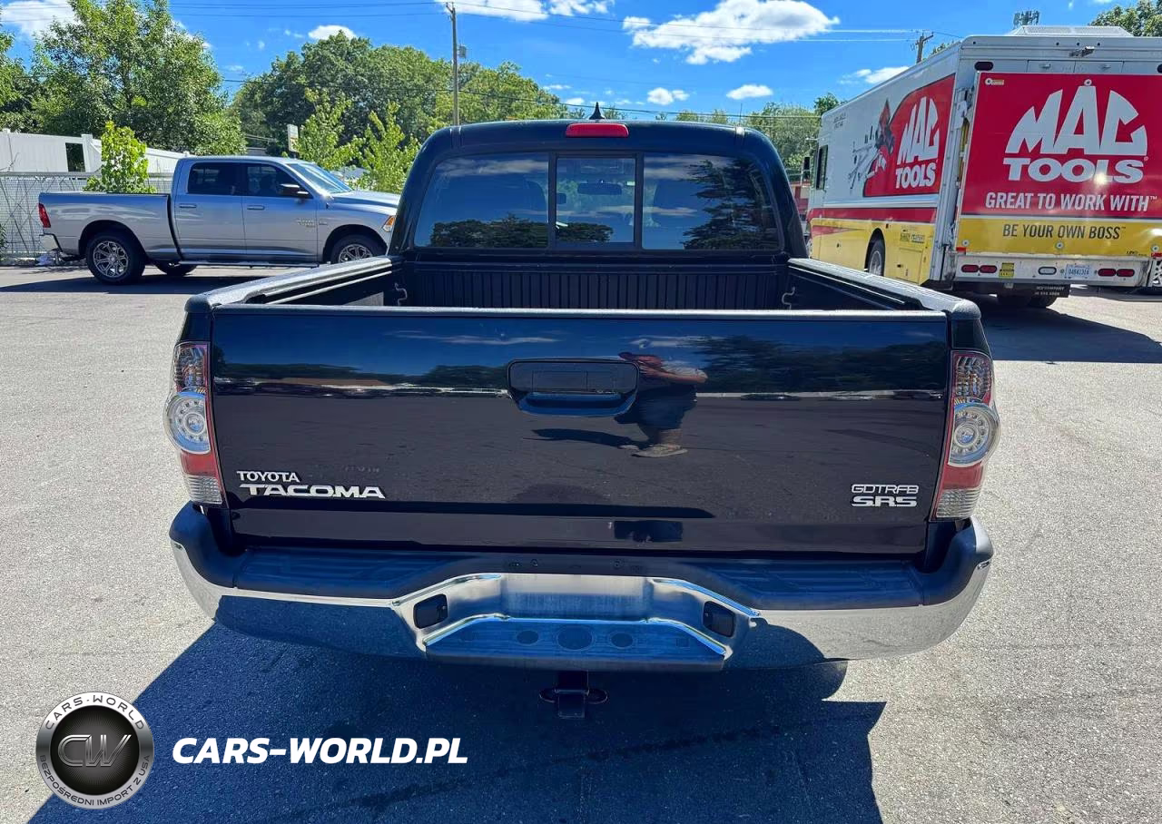 2015 Toyota Tacoma Double Cab VIN:5TFJX4CN8FX068271 - 5