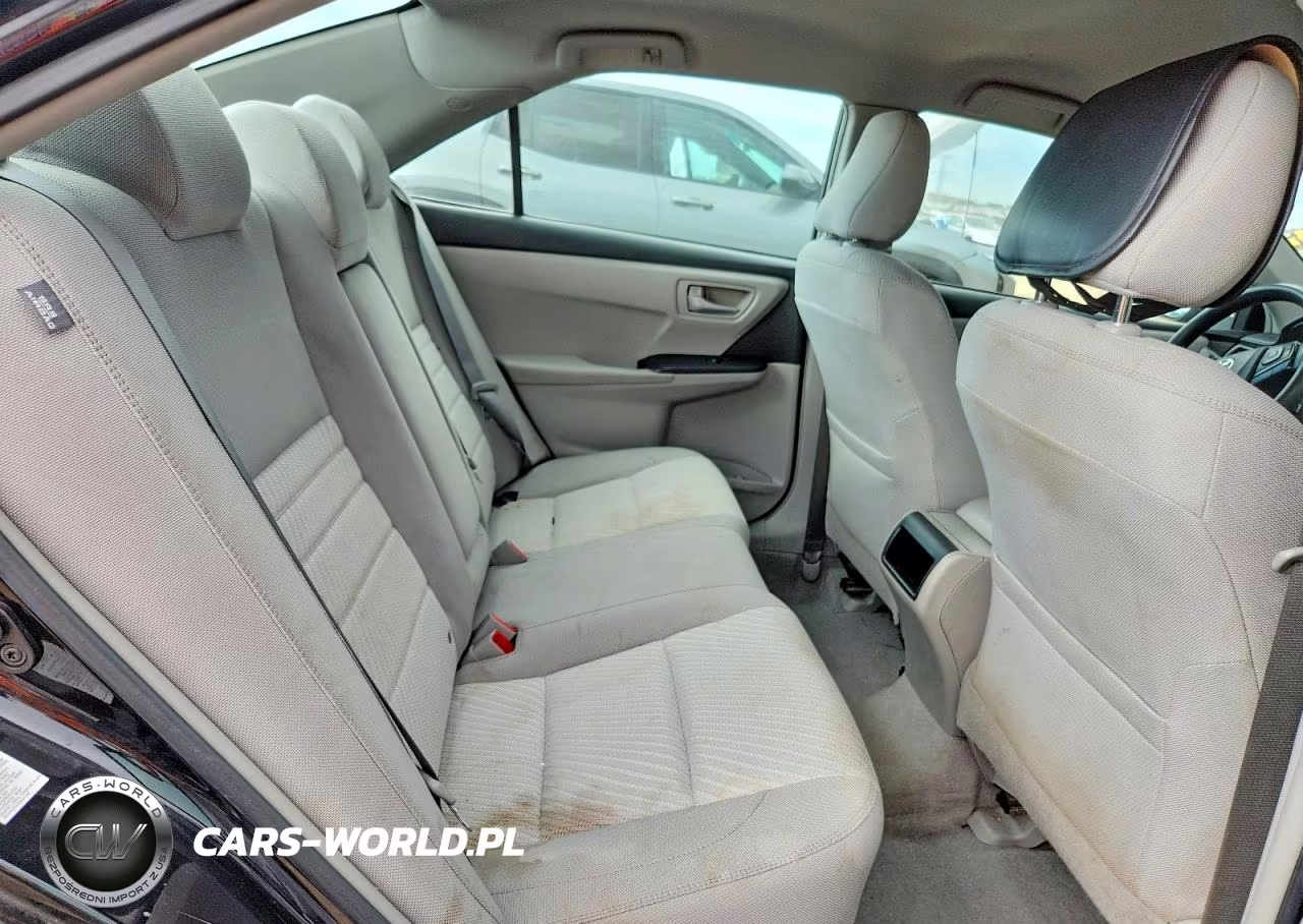 2016 Toyota Camry Le VIN:4T4BF1FK3GR521014 - 10
