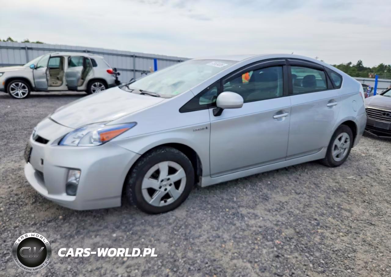 2011 Toyota Prius Two