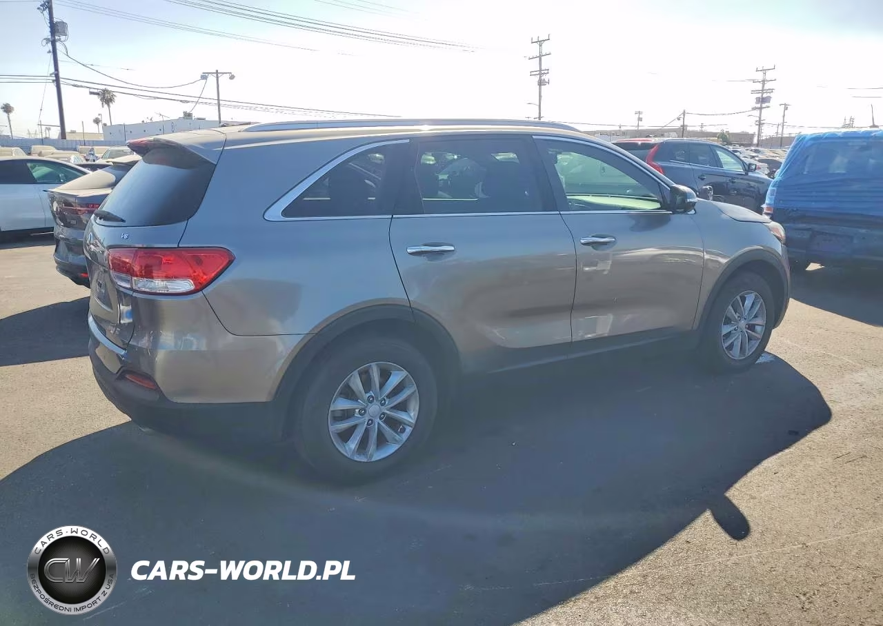 2016 Kia Sorento Lx V6 VIN:5XYPG4A54GG160379 - 3