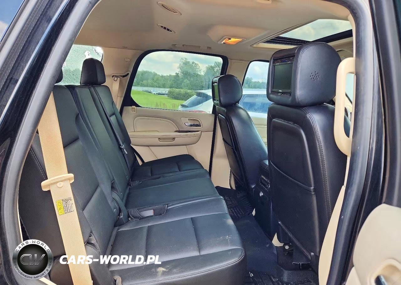 2007 Cadillac Escalade Luxury VIN:1GYFK63827R199206 - 11
