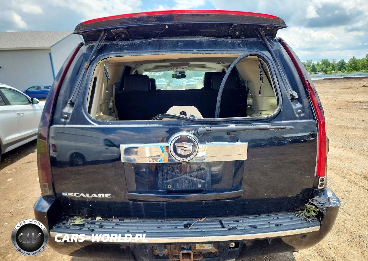 2007 Cadillac Escalade Luxury VIN:1GYFK63827R199206 - 6