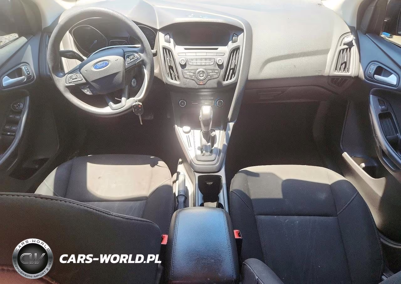2016 Ford Focus Se VIN:1FADP3F22GL403094 - 8