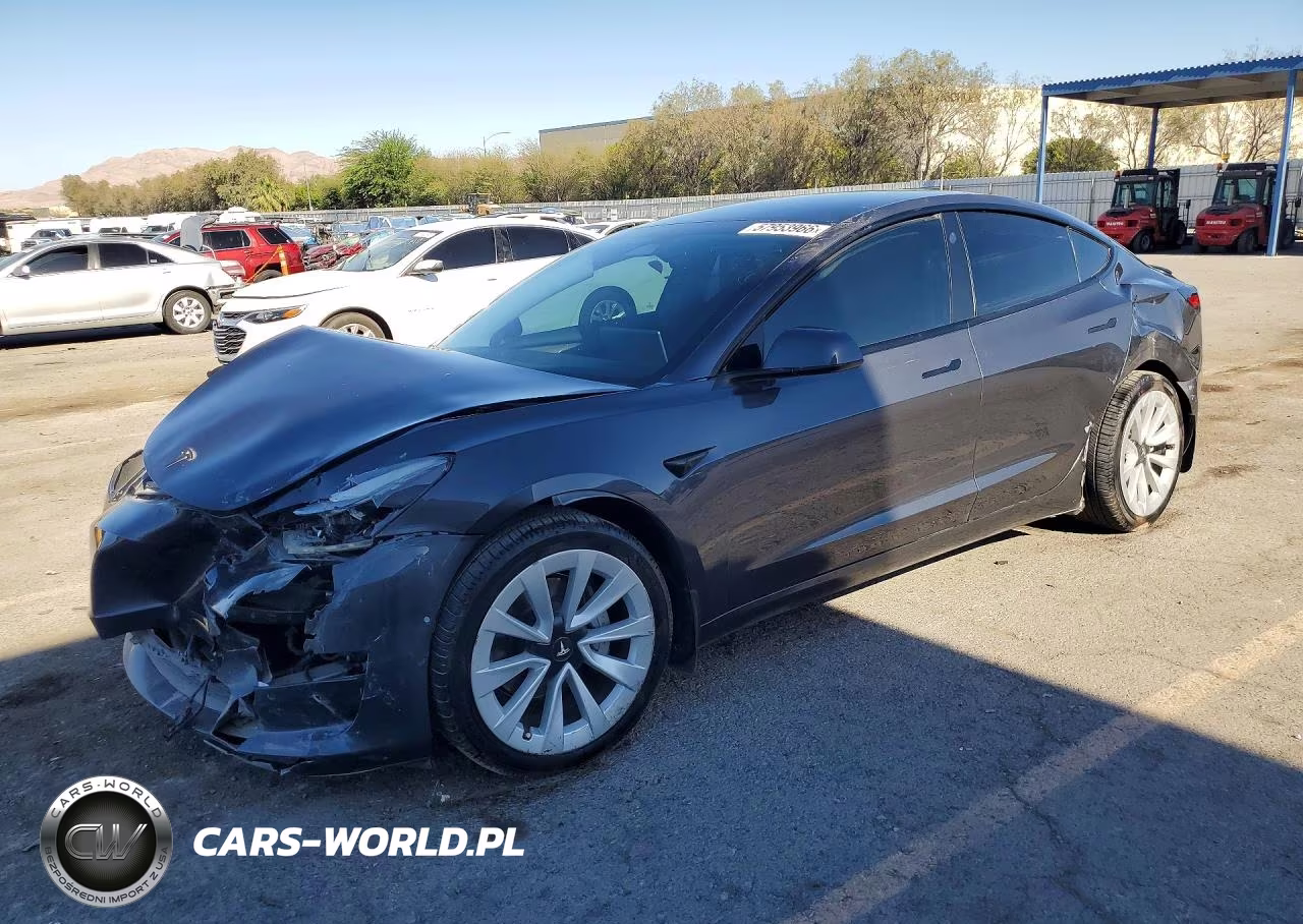2022 Tesla Model 3 – zdjęcie 1 z 12