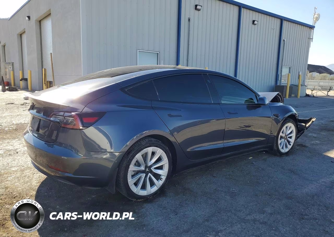 2022 Tesla Model 3 VIN:5YJ3E1EB7NF136309 - 3