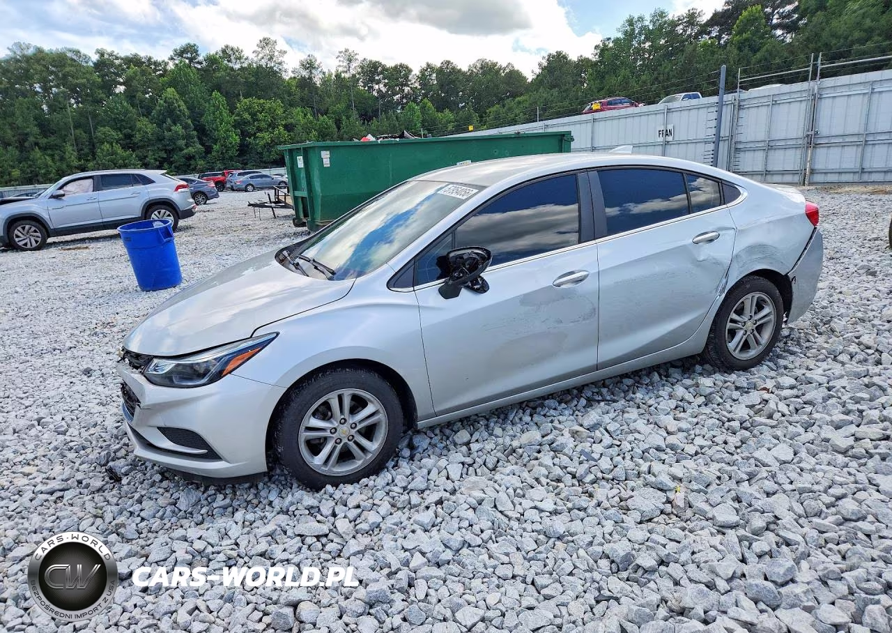 2018 Chevrolet Cruze Lt – zdjęcie 1 z 12