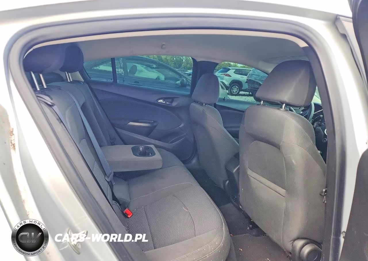 2018 Chevrolet Cruze Lt VIN:1G1BE5SM3J7201710 - 10