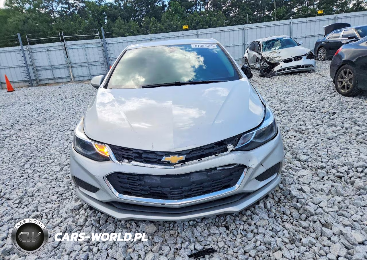2018 Chevrolet Cruze Lt VIN:1G1BE5SM3J7201710 - 5